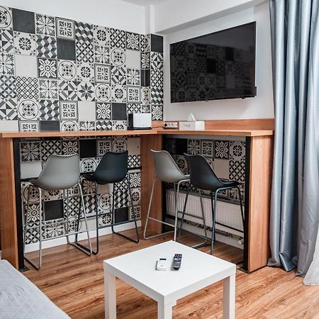 Puzzle Apartaments&Studios Craiova Kültér fotó