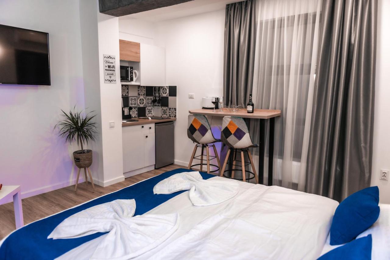 Puzzle Apartaments&Studios Craiova Kültér fotó