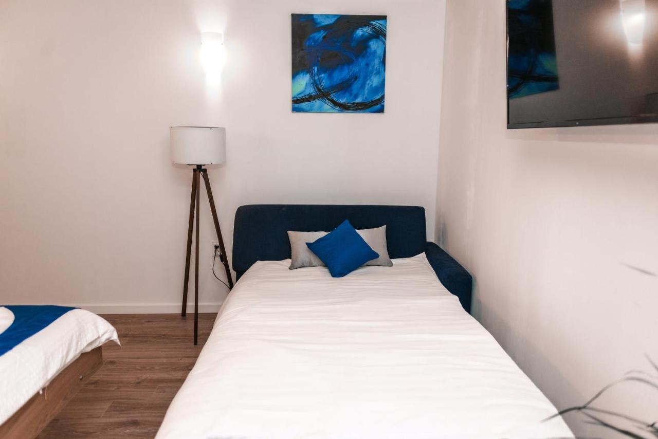 Puzzle Apartaments&Studios Craiova Kültér fotó
