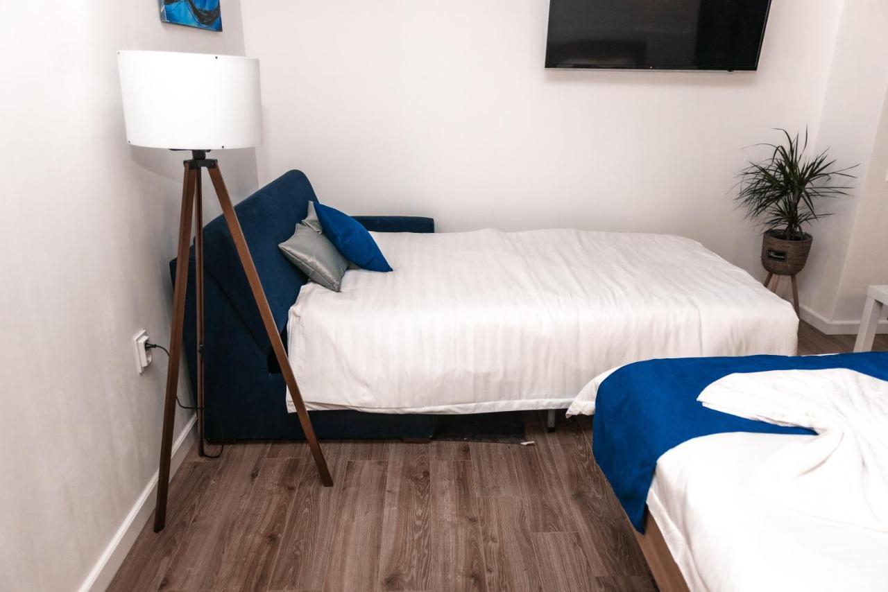 Puzzle Apartaments&Studios Craiova Kültér fotó