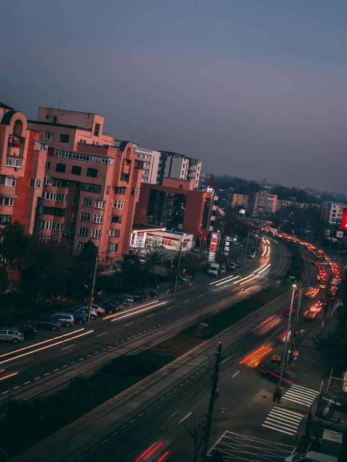Puzzle Apartaments&Studios Craiova Kültér fotó