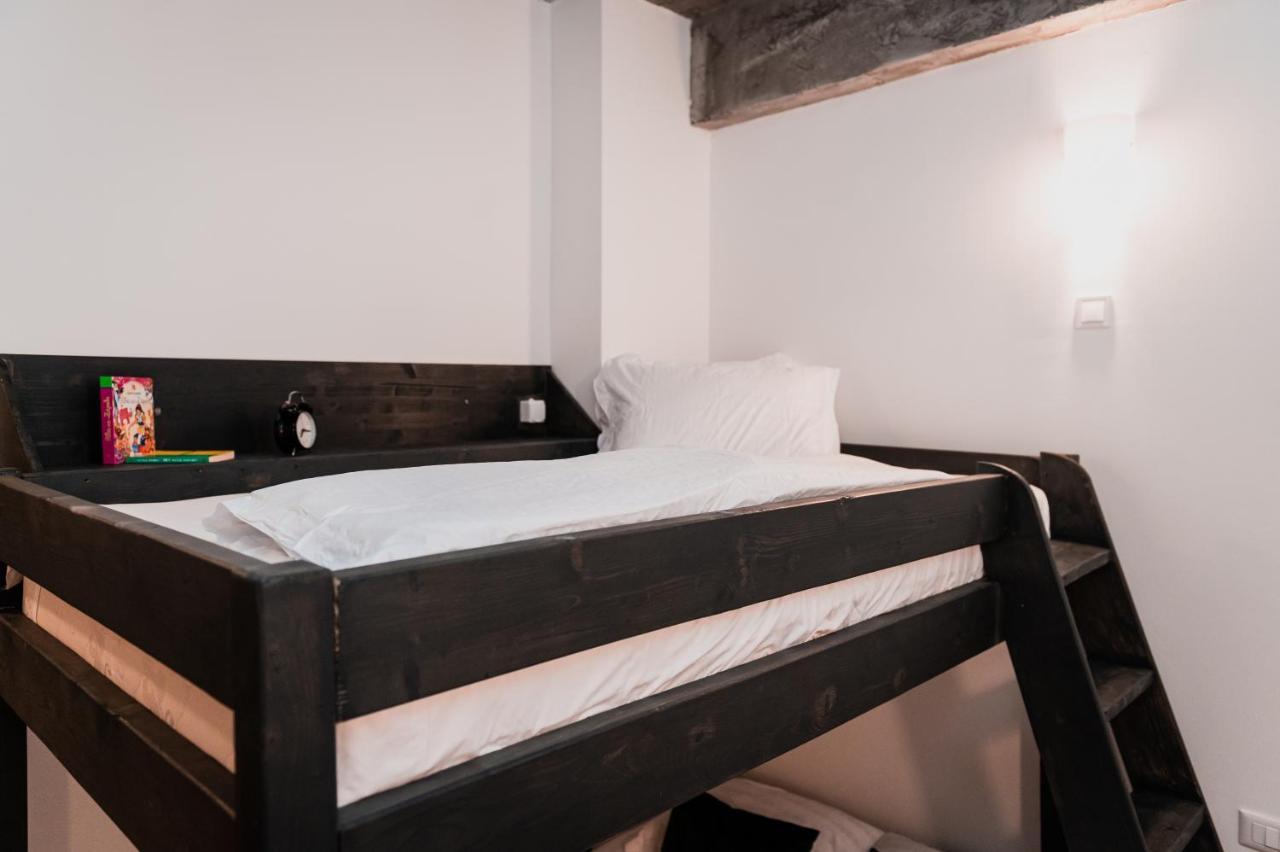 Puzzle Apartaments&Studios Craiova Kültér fotó