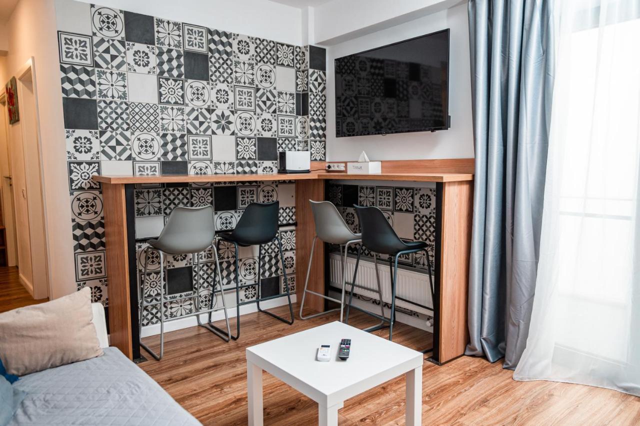 Puzzle Apartaments&Studios Craiova Kültér fotó
