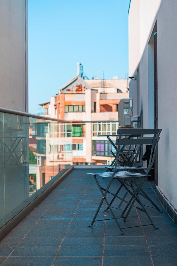 Puzzle Apartaments&Studios Craiova Kültér fotó